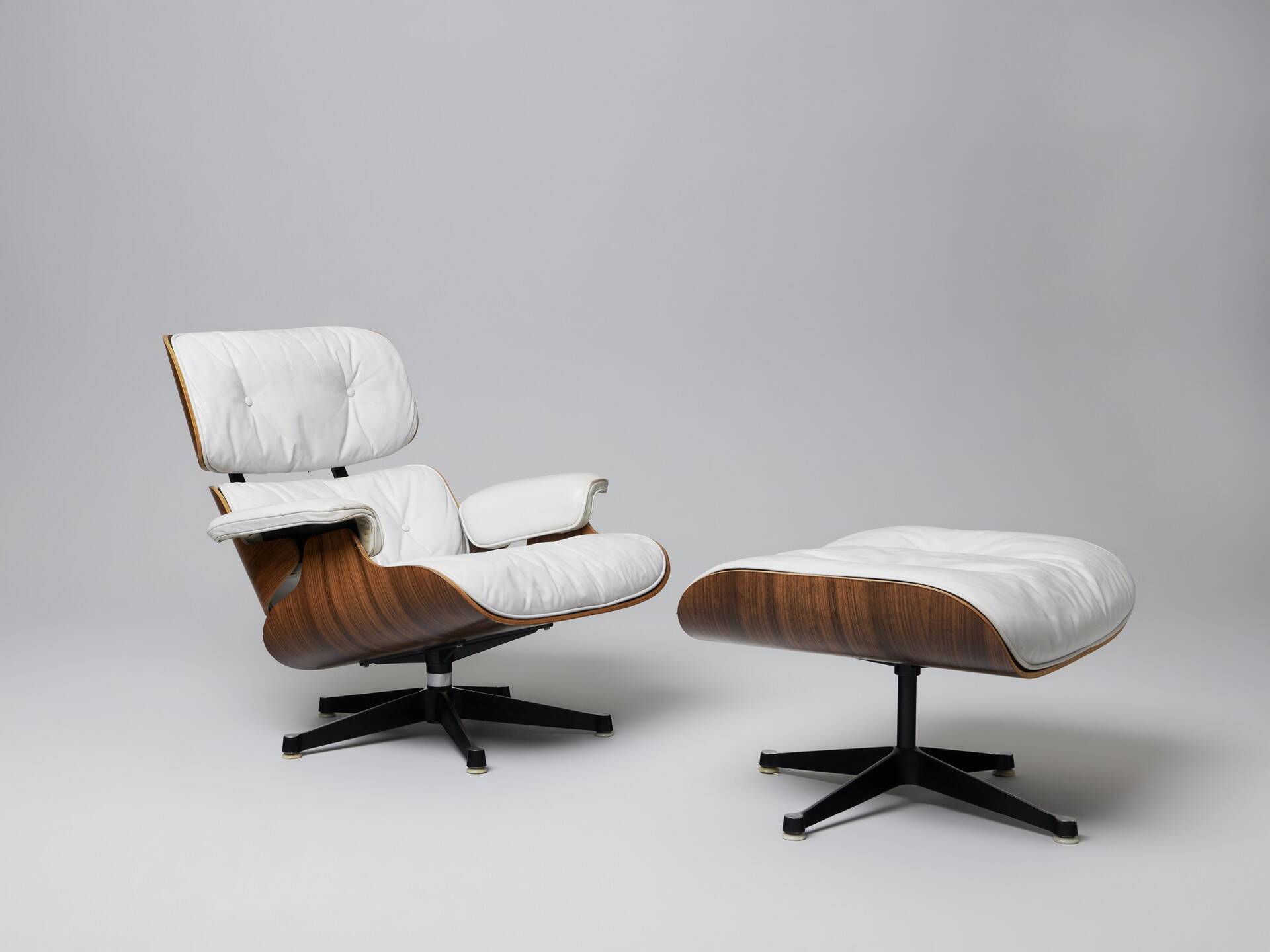 Fauteuil lounge et ottoman Herman Miller Charles & Ray Eames