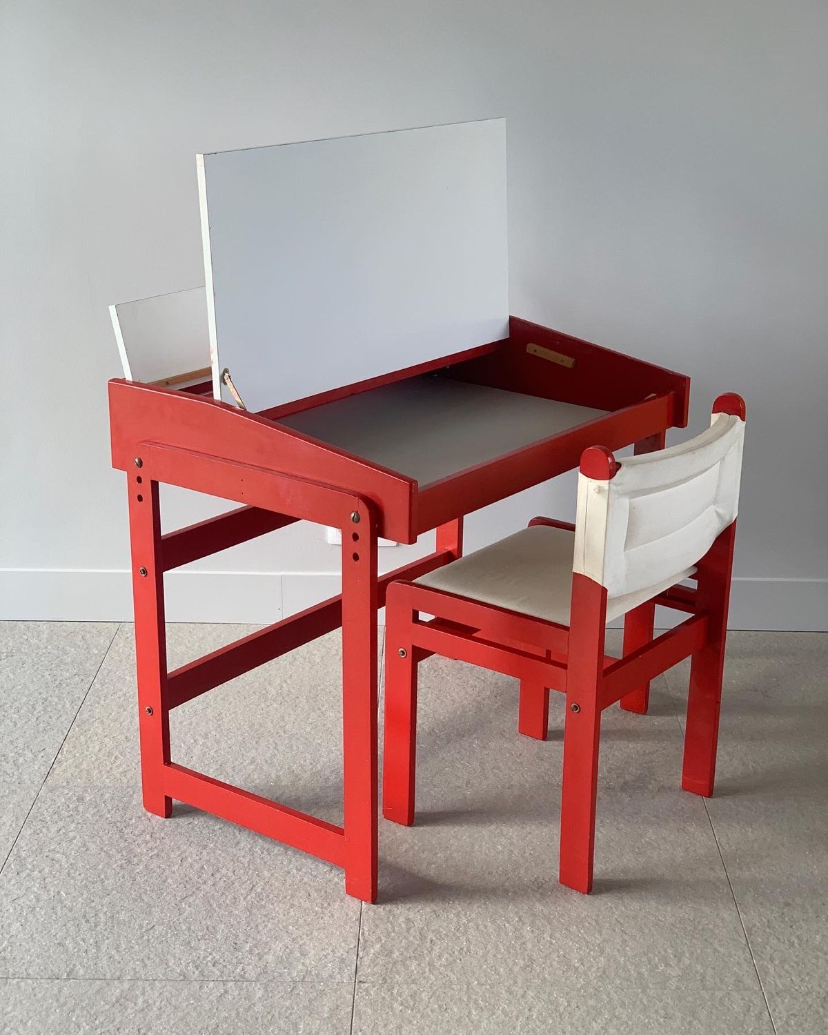 Vintage chair and children's desk, german 80s