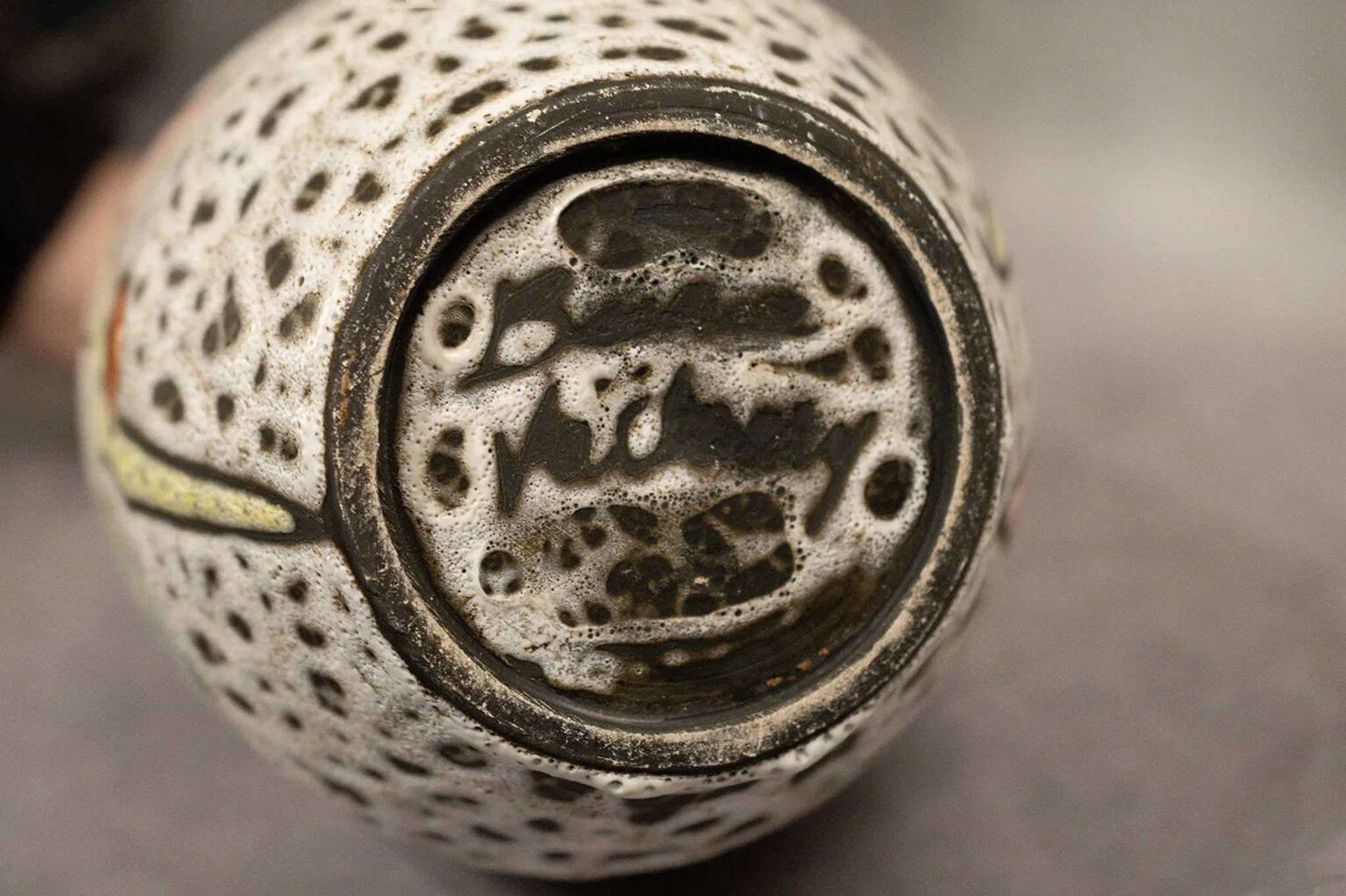 Fat lava jug abstract decoration Marius Bessone Vallauris - Mid-century 60