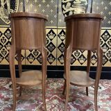 Paire de tables de chevets de style Louis XV - Transition en noyer