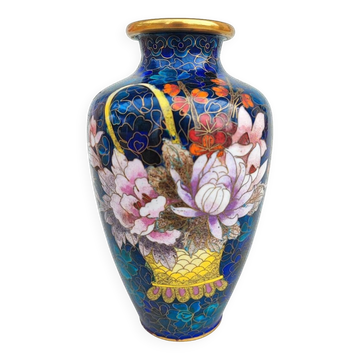 Cloisonné vase