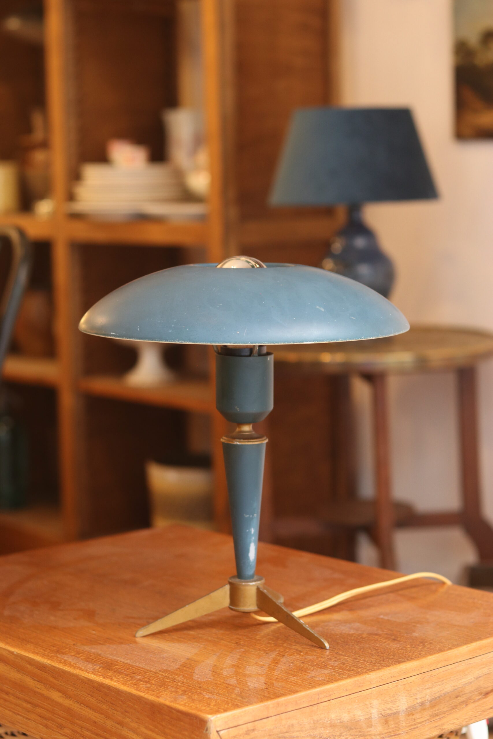 Table lamp "Bijou" designed by Louis Kalff for Philips