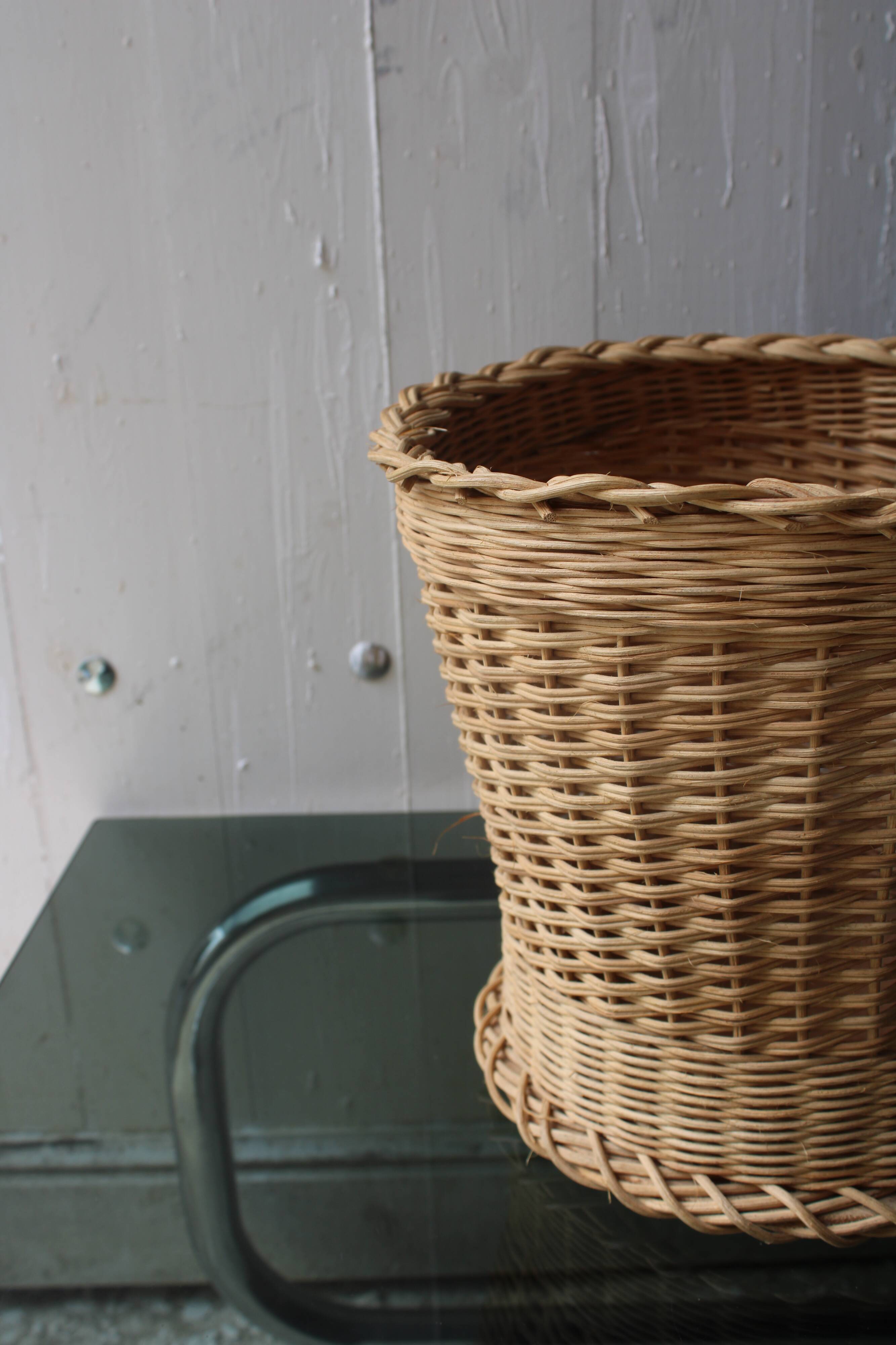 Wicker paper basket