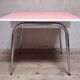Table formica chrome