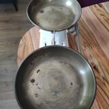 Tray scale