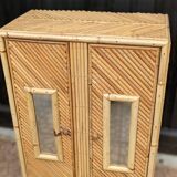 Doll cabinet