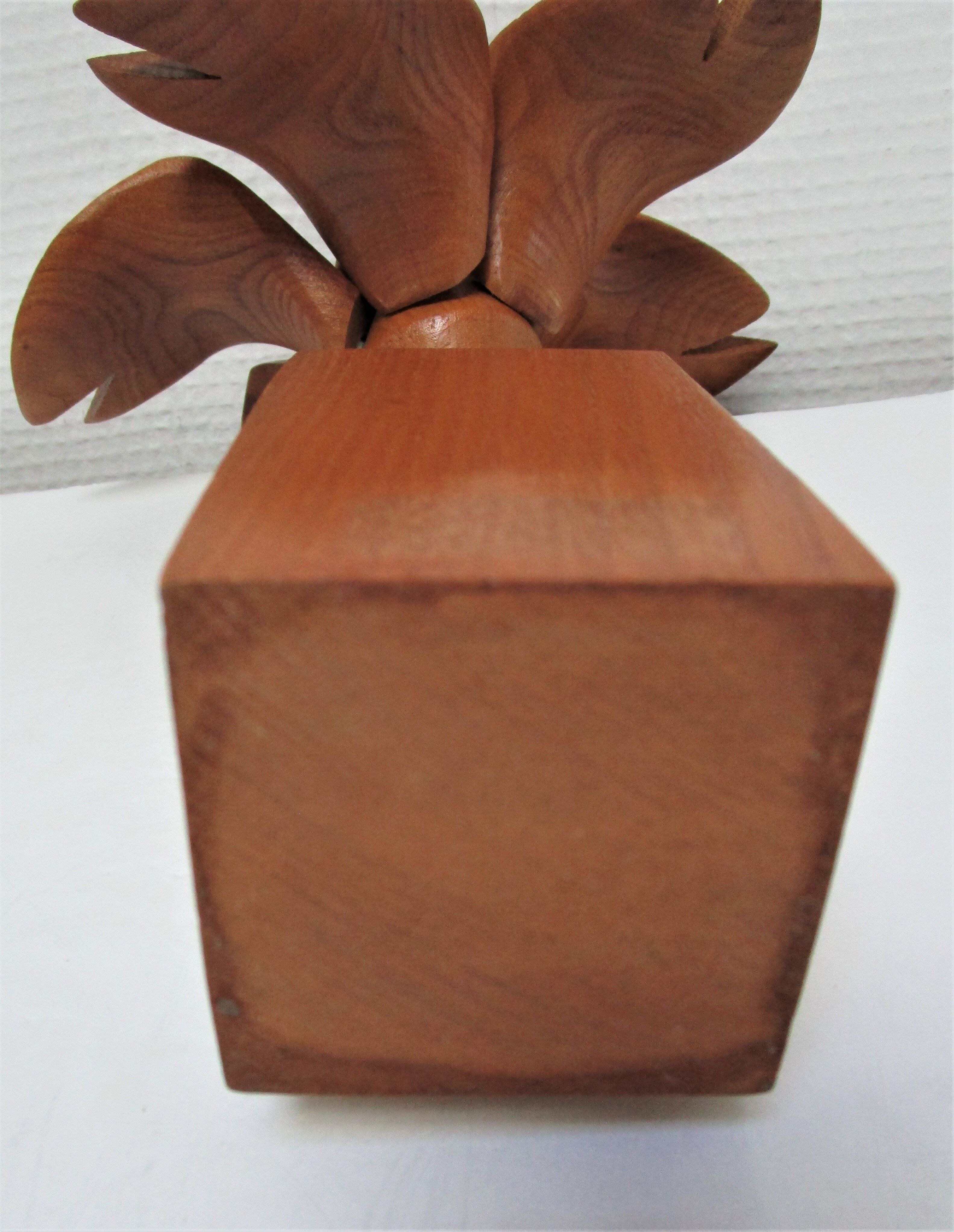 Lamp flower solid wood vintage years