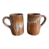 2 tasses mugs en grès émaillé