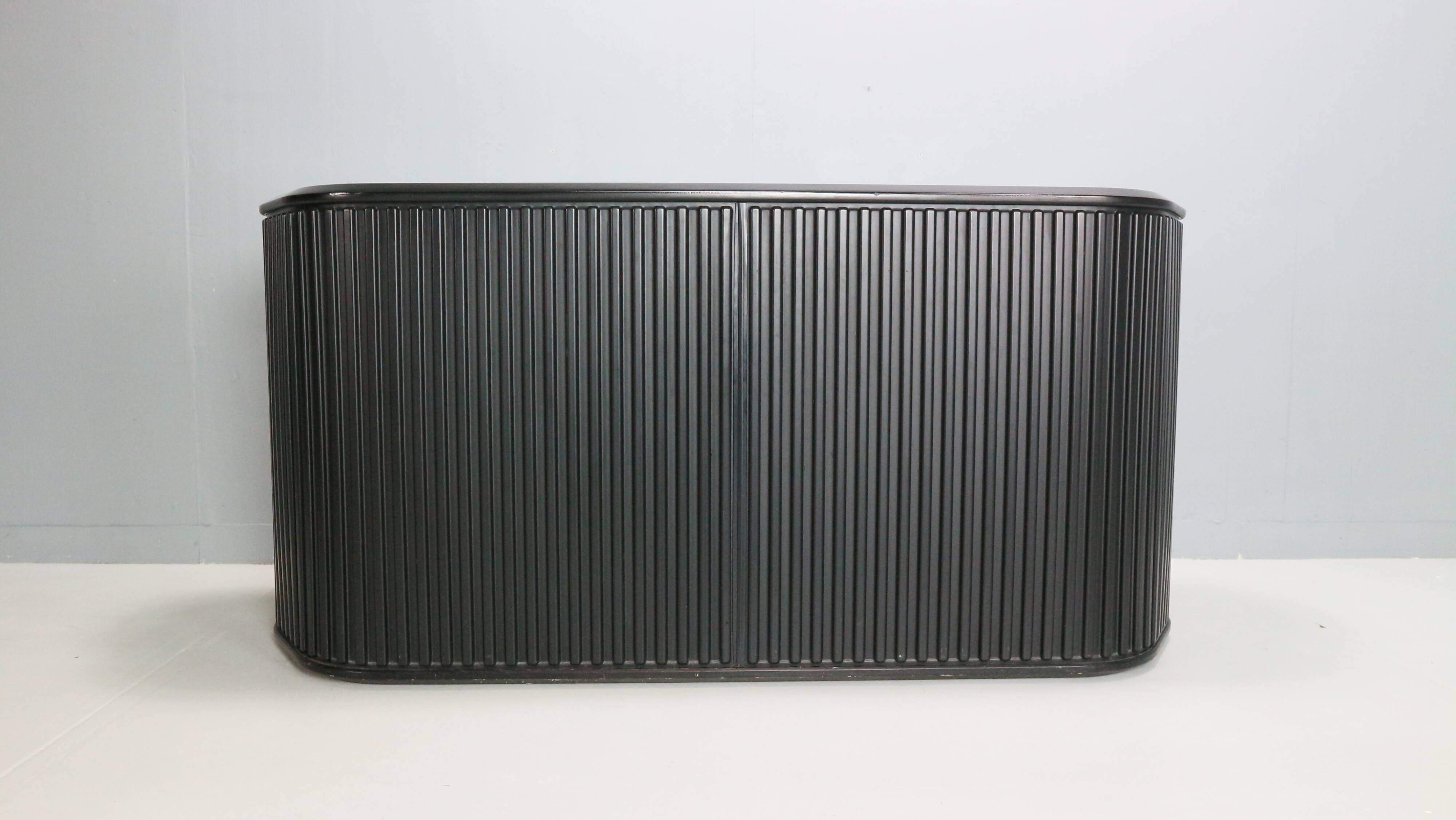 Aldo van den Nieuwelaar roller shutter sideboard 'Amsterdammer' Pastoe Dutc