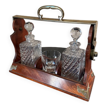Portable liquor cabinet