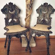 Pair of Louis XIII style chairs in patinated solid oak – piece