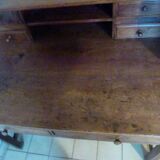 Tiered desk