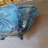 Gardener in blue earthenware