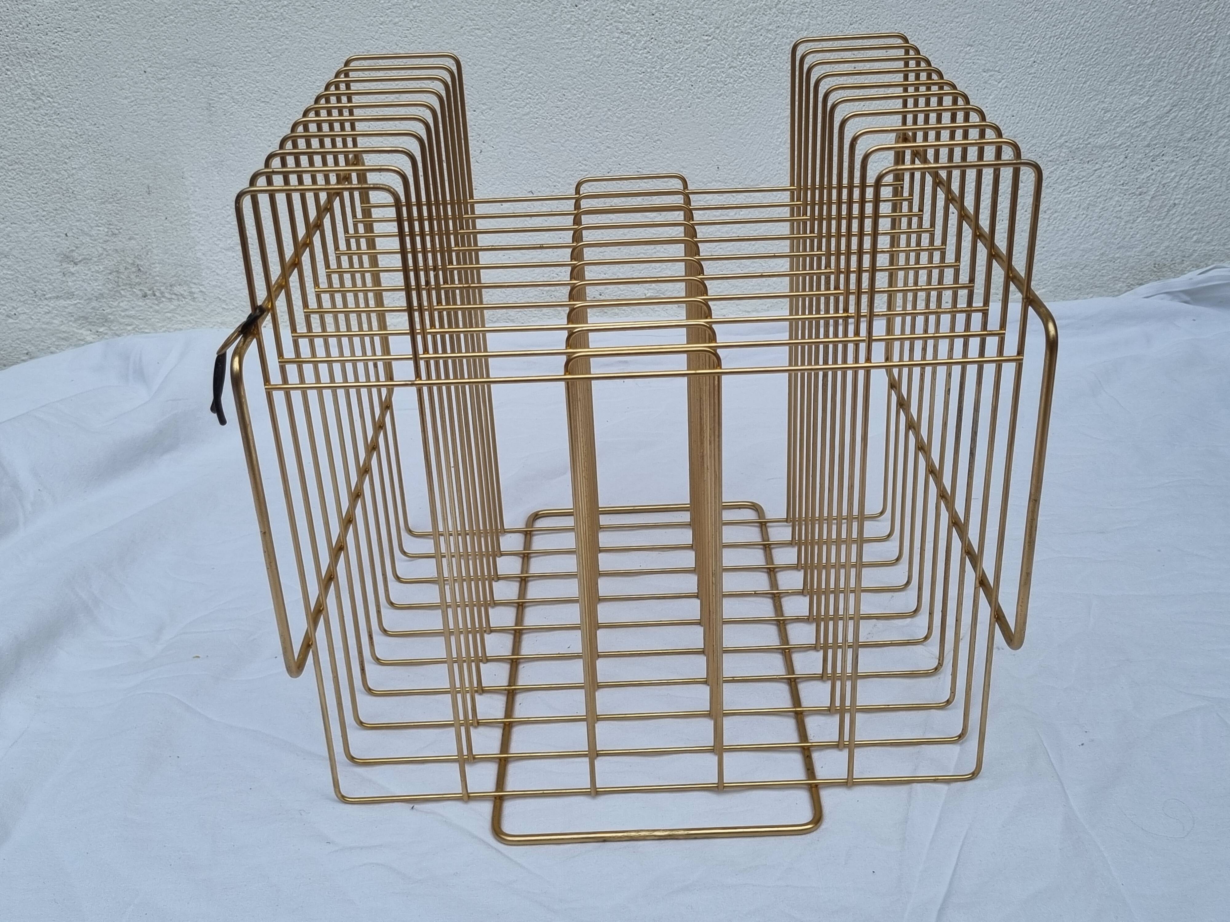 Porte-revue vintage "wire" en métal doré