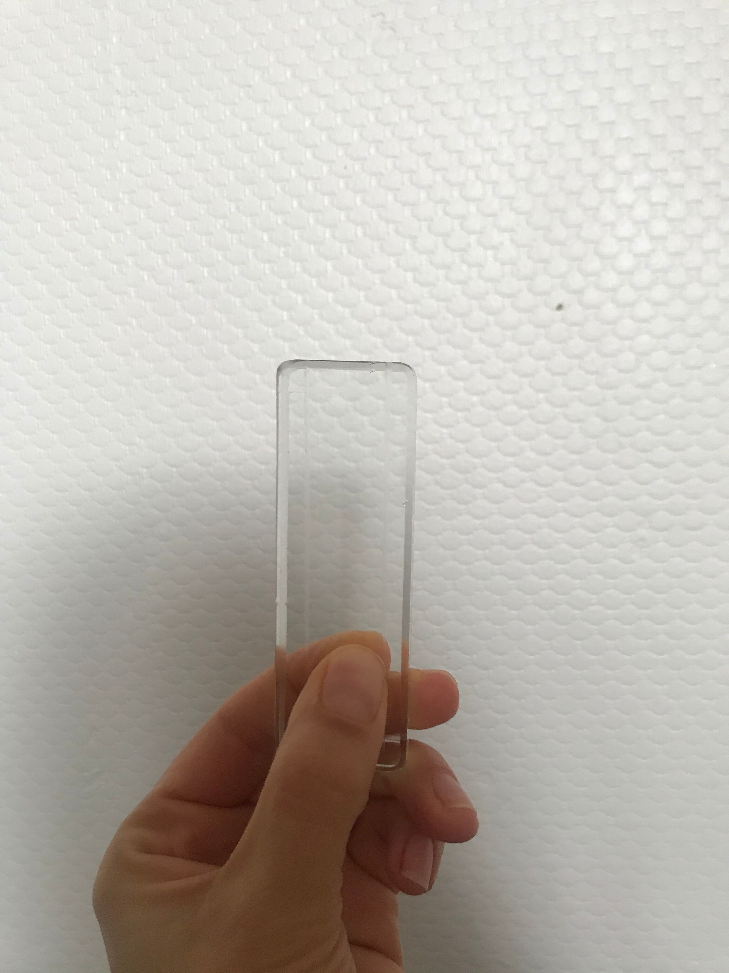 Porte couteaux en verre
