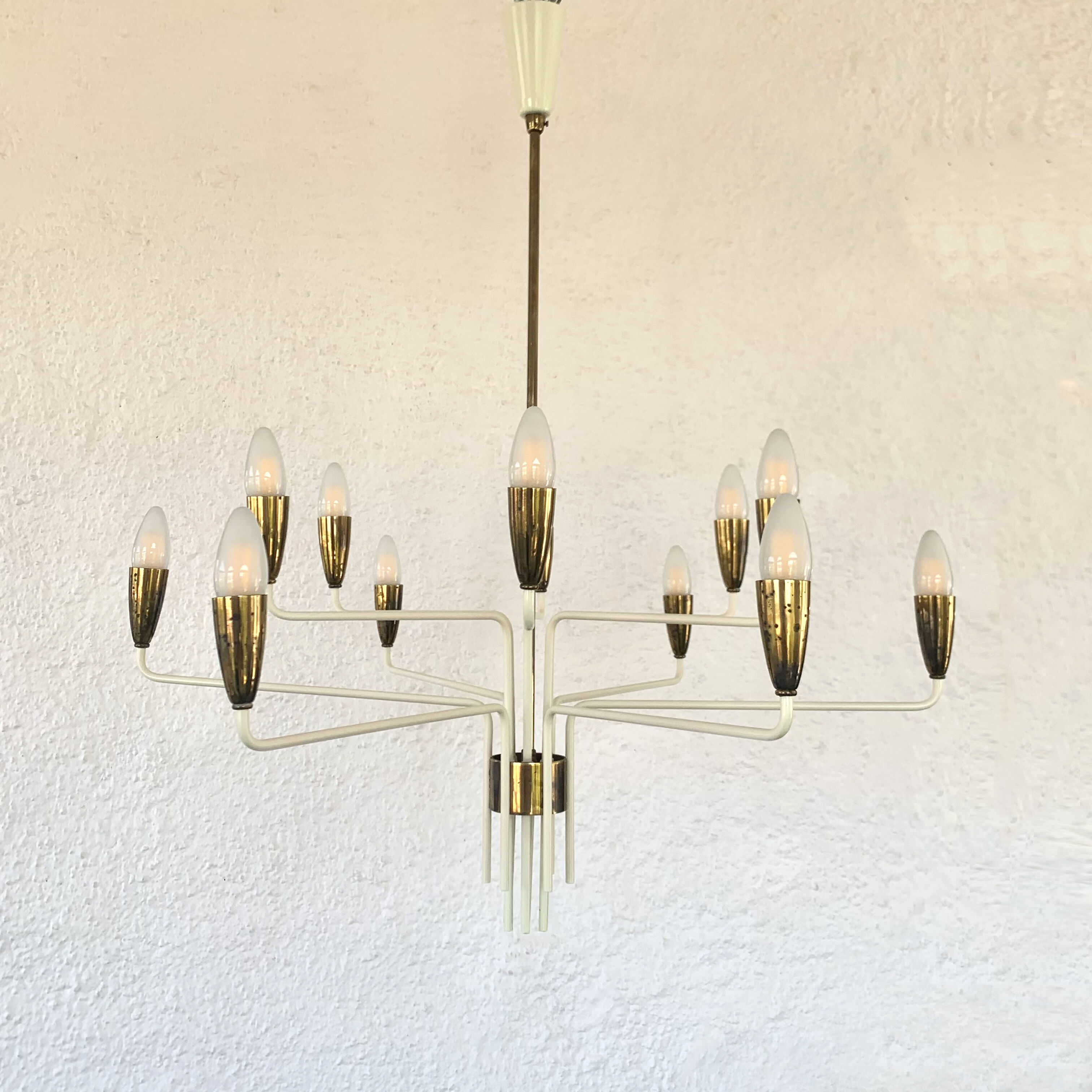 Chandelier 12 arms attributed to Stilnovo,1950