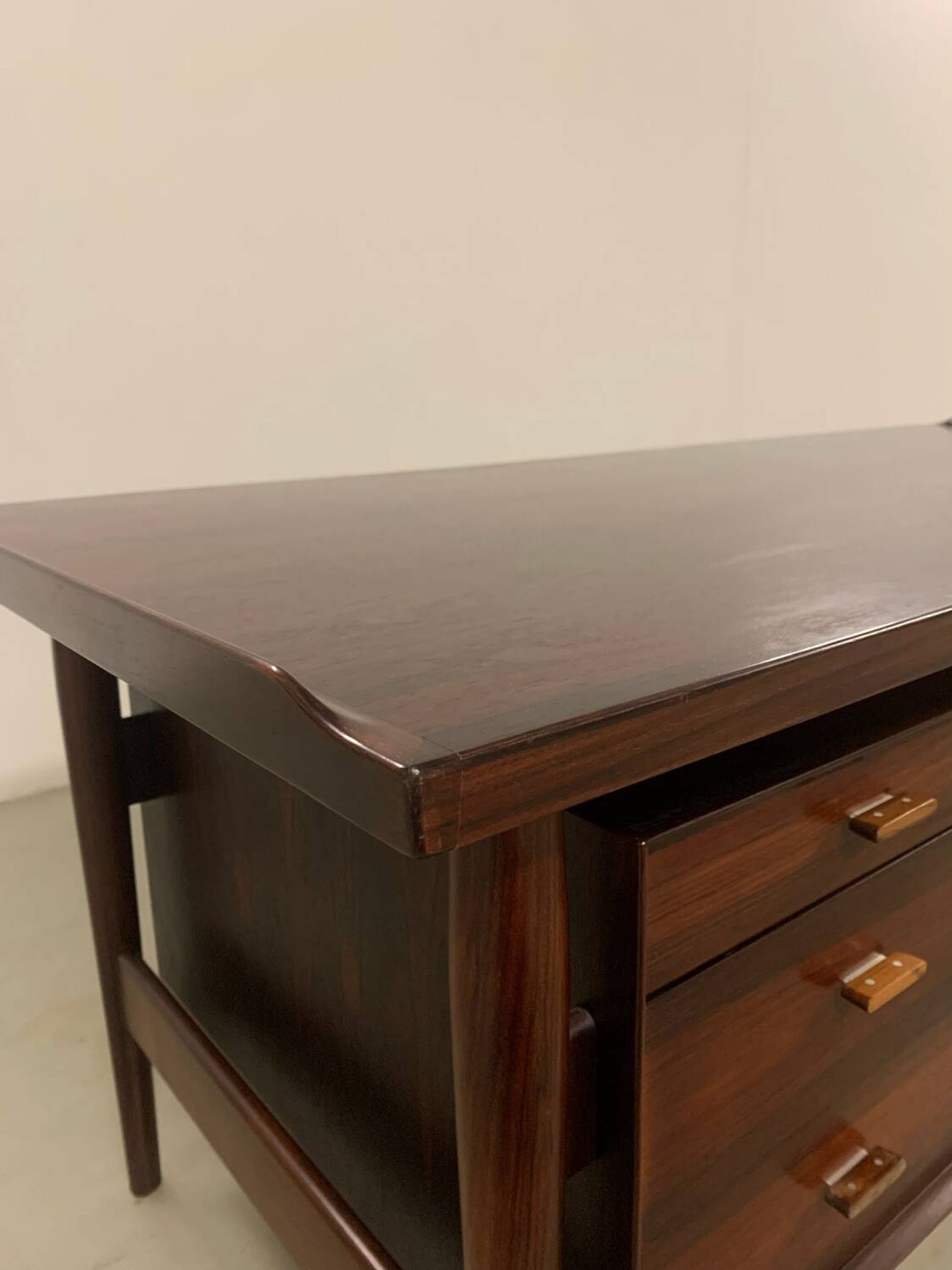 Bureau de direction en palissandre par Arne Vodder pour Sibast, 1960