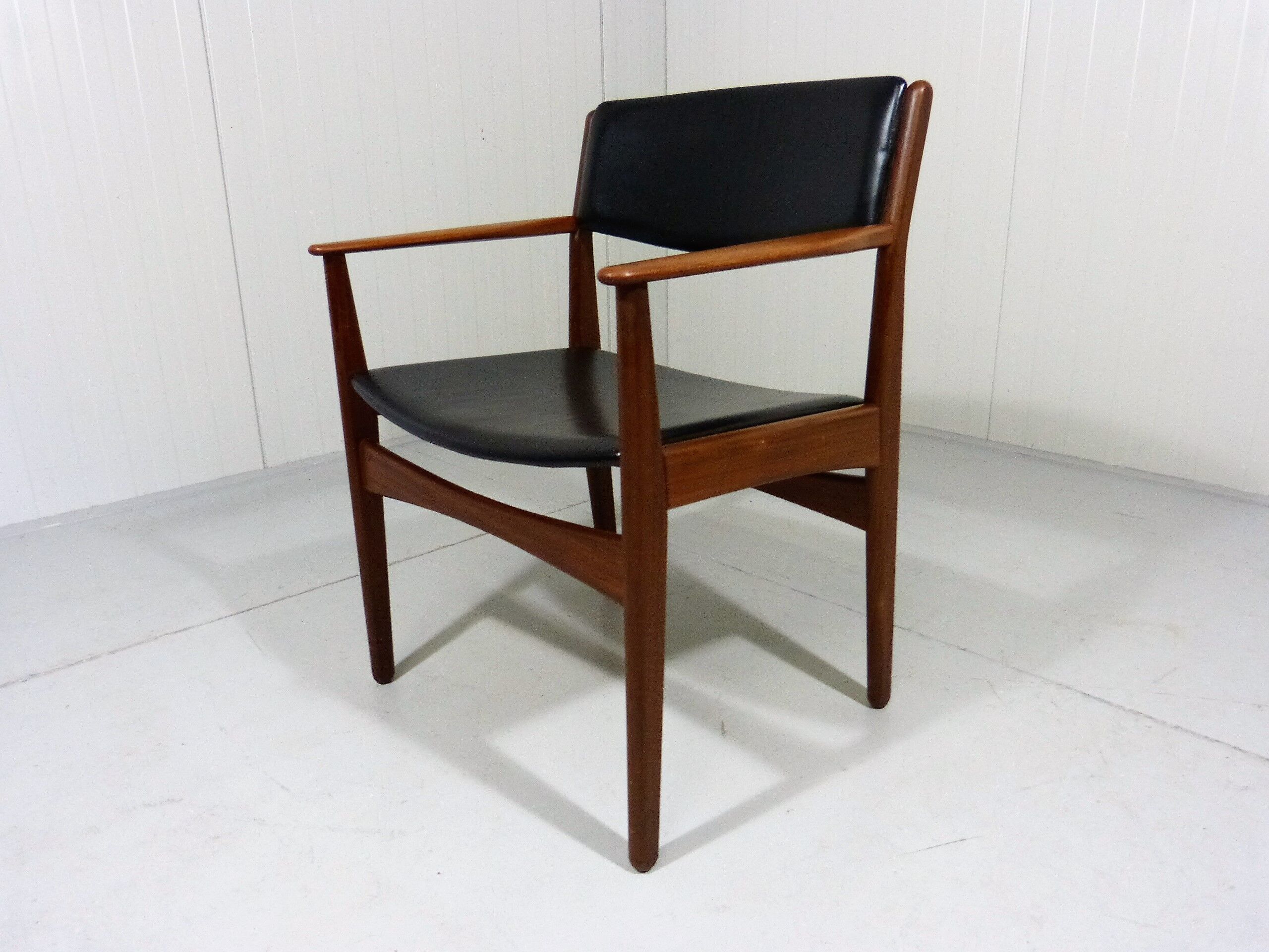 Armchair in teak & leather by Frem Røjle, Denmark