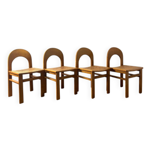Suite de 4 chaises cannées