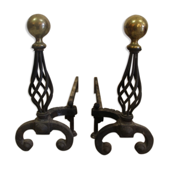 Paire de chenets en fer et bronze moderniste