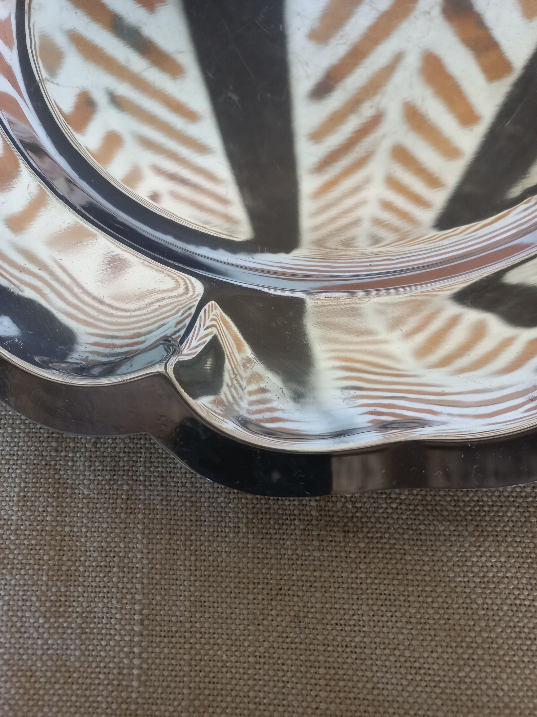 Round stainless steel serving dish