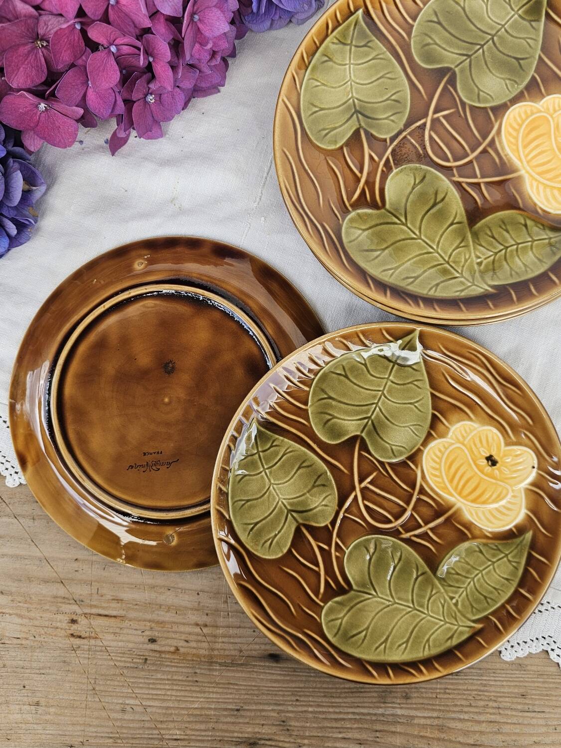 Sarreguemines barbotine dessert plates