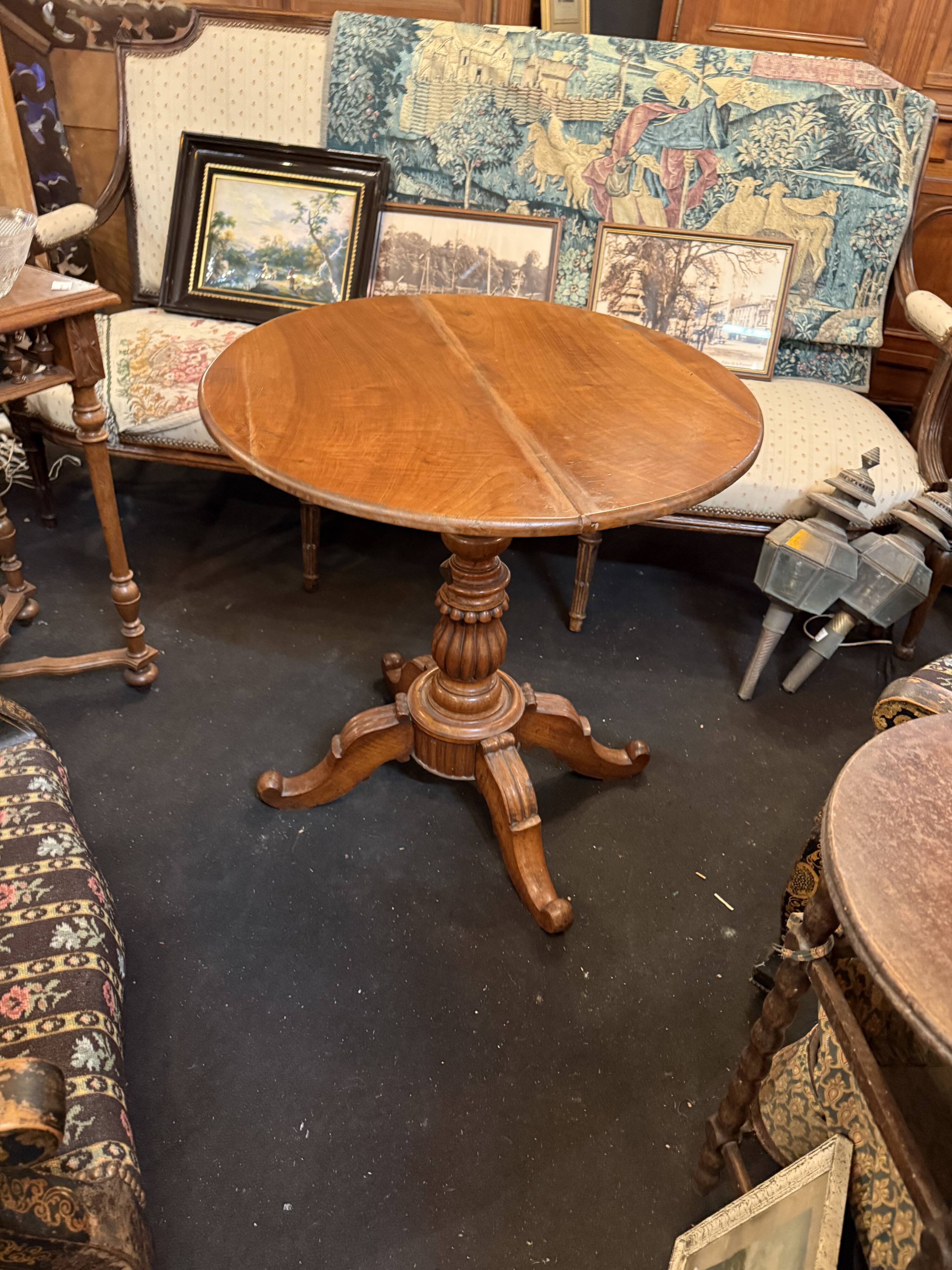 Louis Philippe walnut gueridon