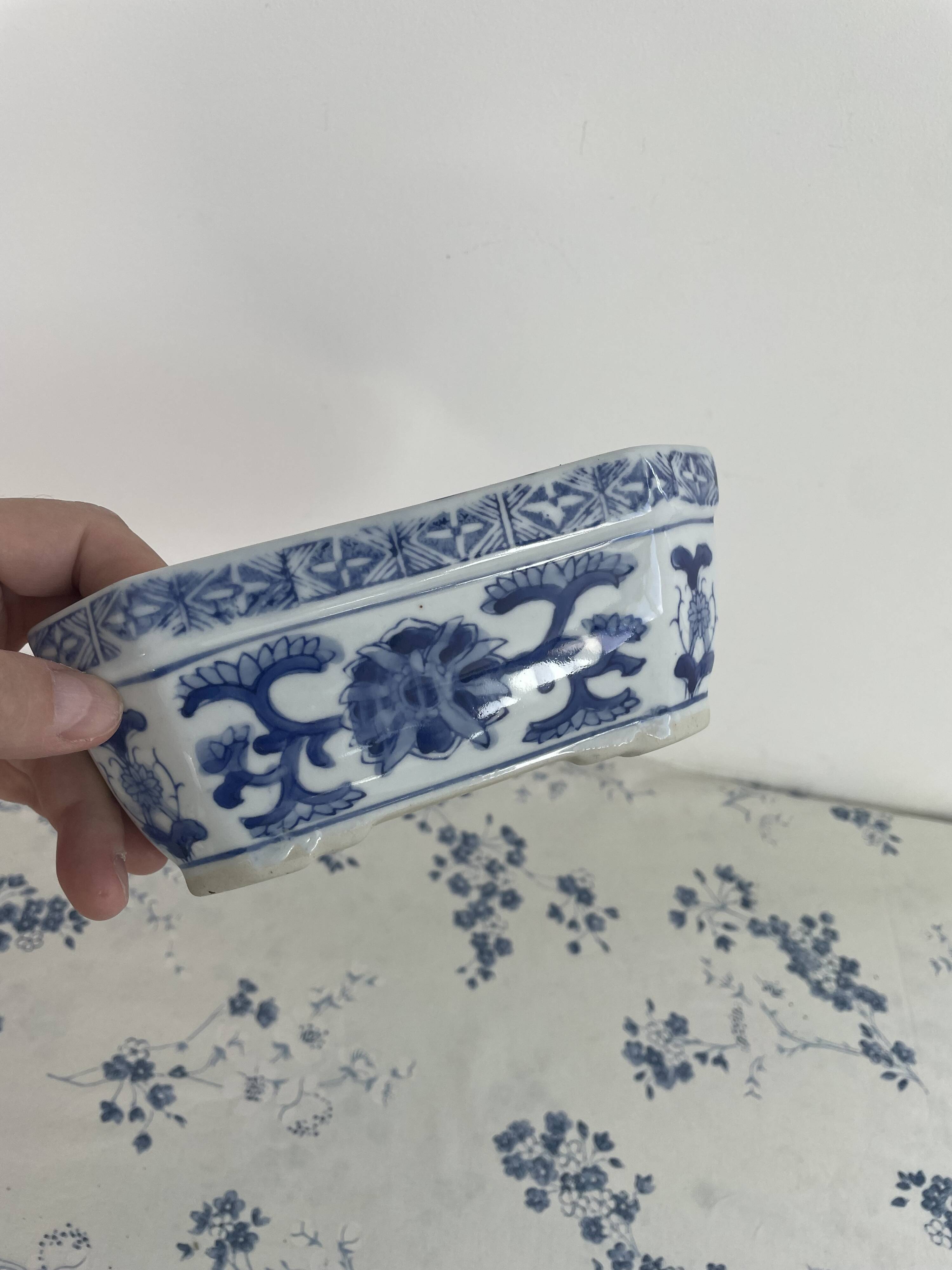 Chinese decorative planter - blue and white - vintage rectangular pot