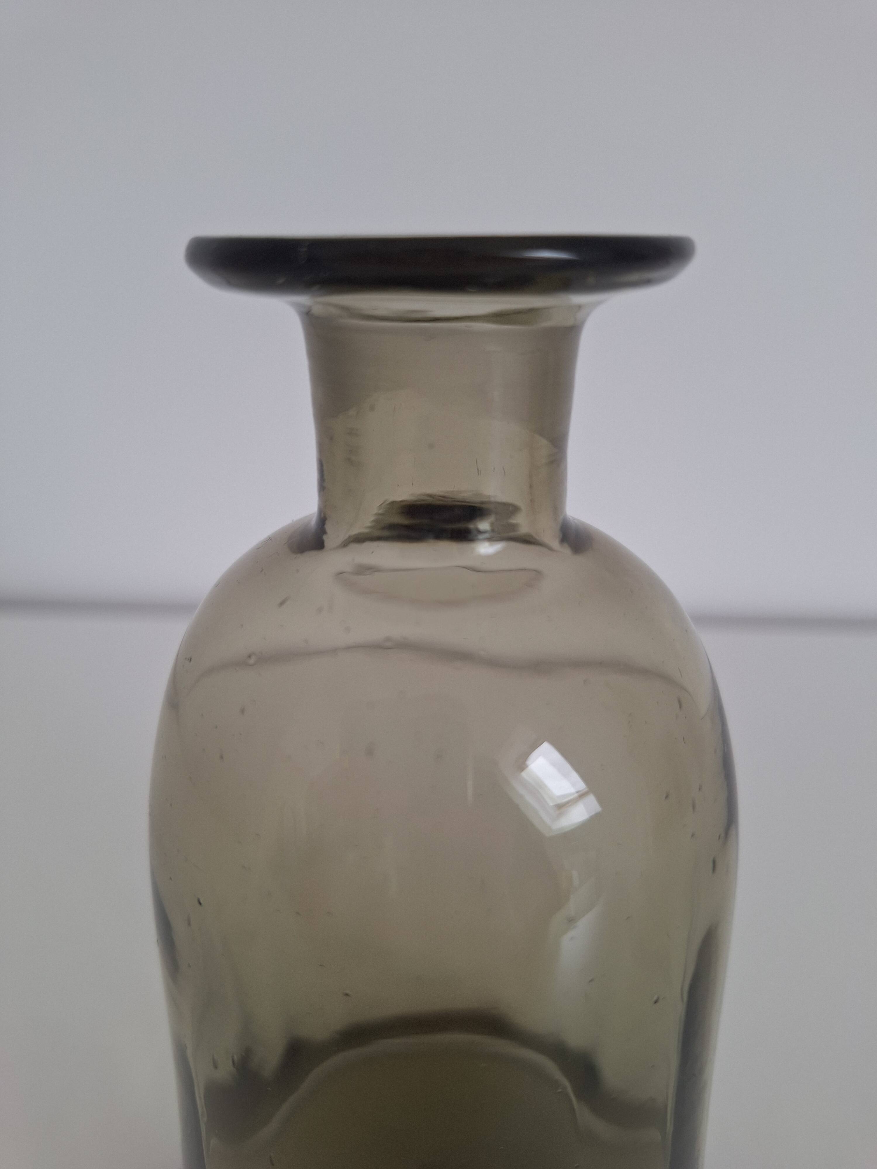 Khaki glass vase
