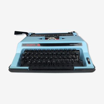 Machine à écrire Olympia standard