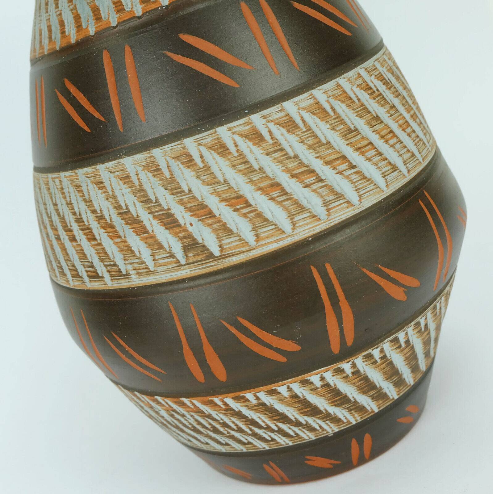 1950's akru keramik mid century VASE sgraffito decor model 10 30