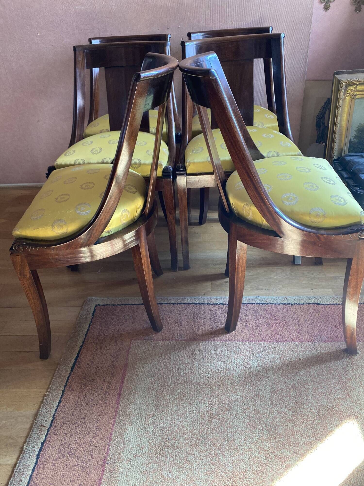 6 mahogany gondola chairs.