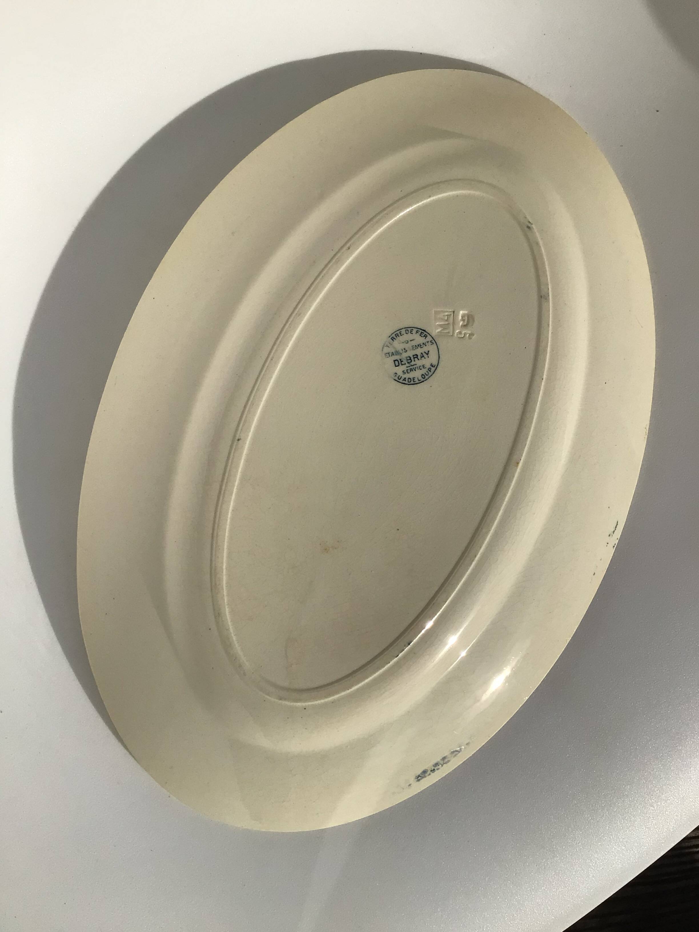 Terre de Fer Guadeloupe Debray gray blue dish