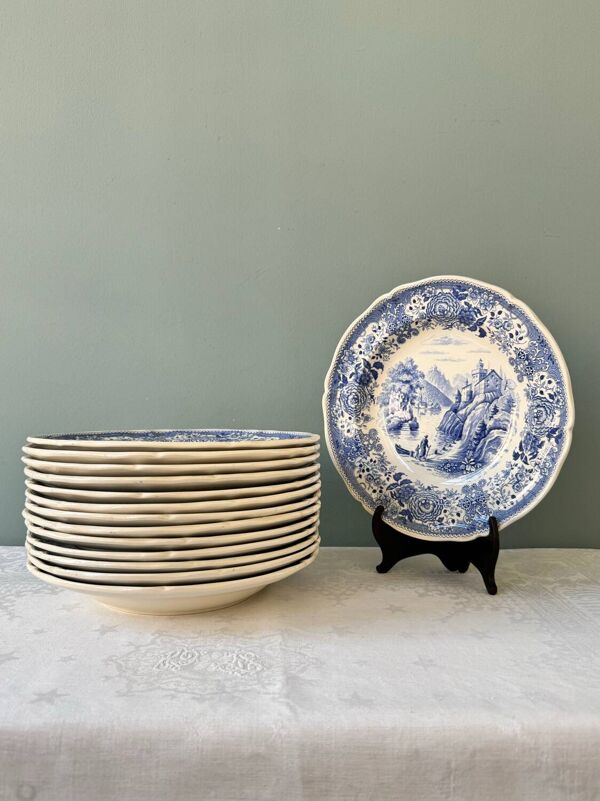 Suite de 14 assiettes creuses Burgenland Villeroy & Boch