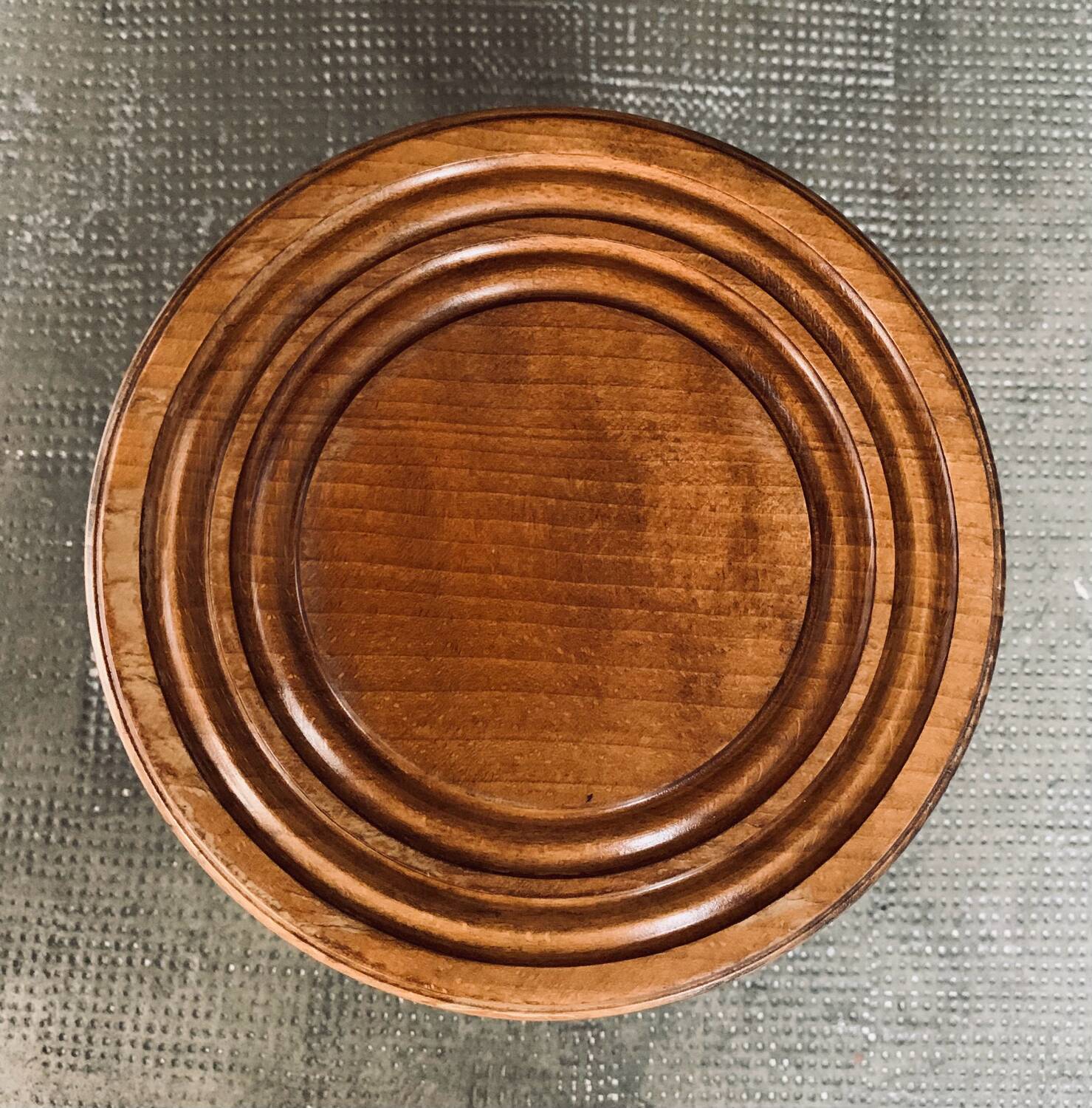 Tabouret tripode bois à entretoise vintage