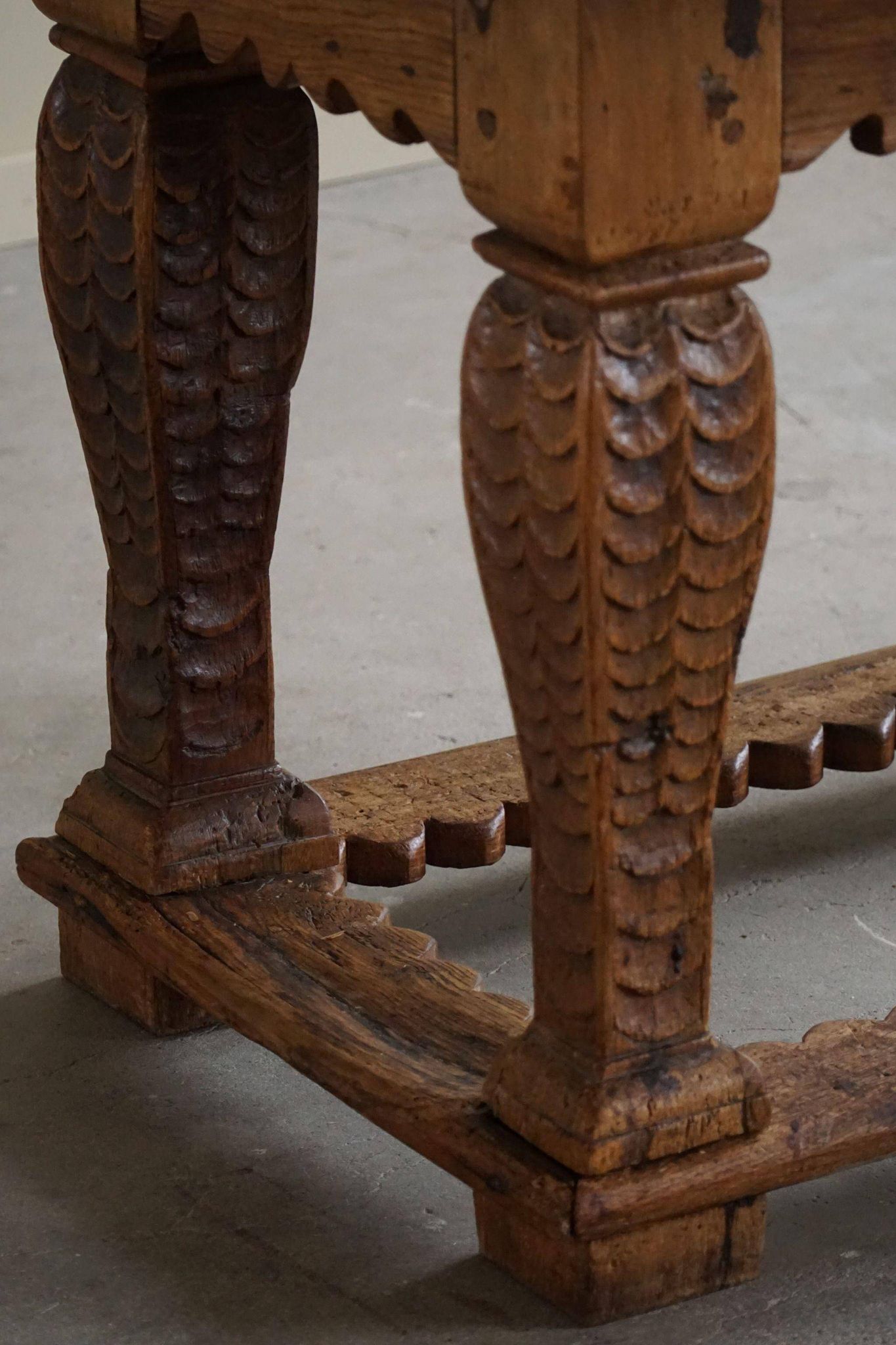 Antique Baroque dining table/desk in oak, Danish cabinetmaker, 19th century.