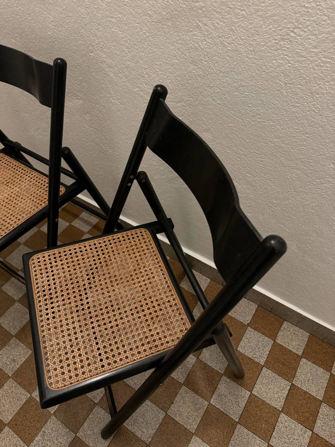 70s rattan cane folding chairs (X2)