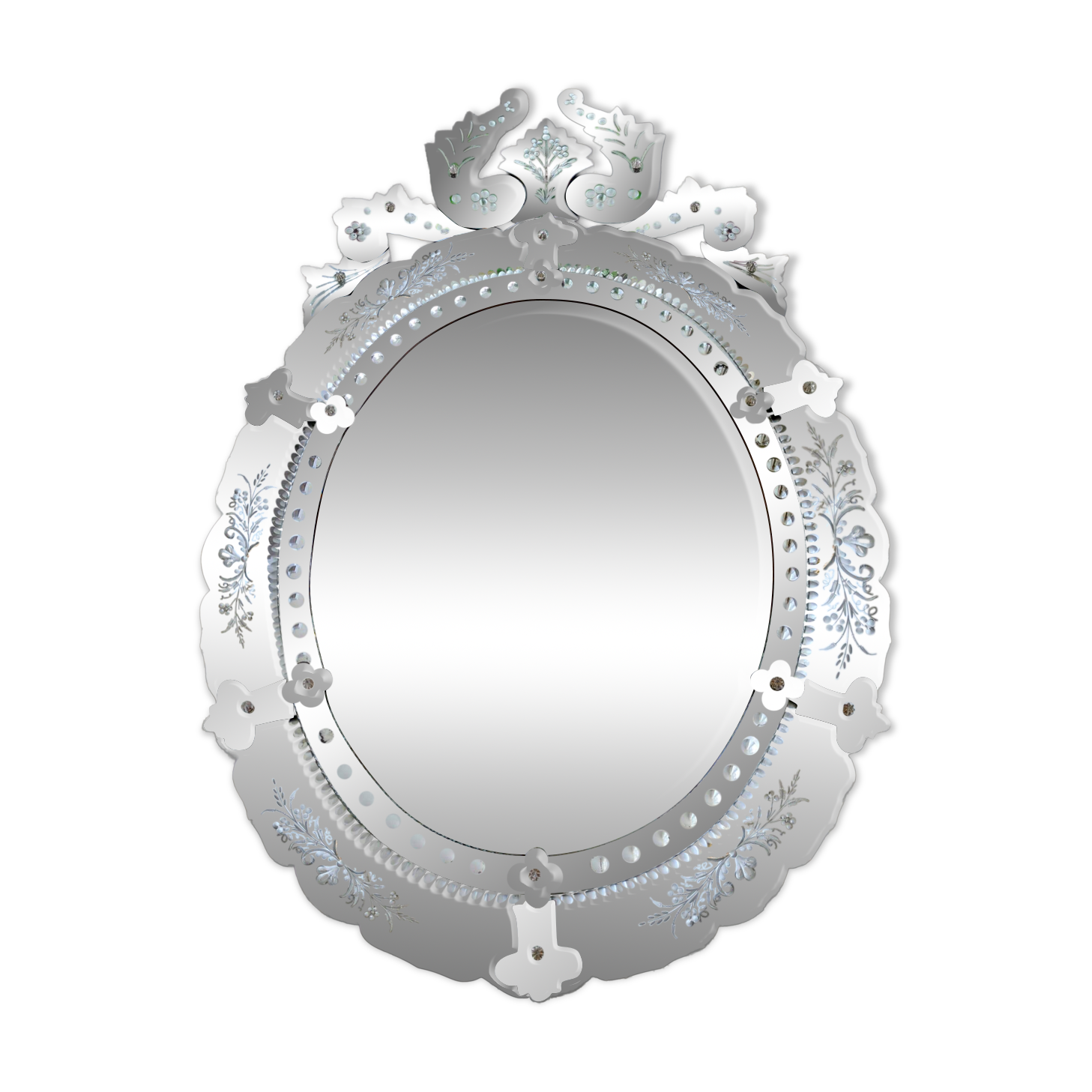 Grand venetian mirror from 1890 in excellent condition