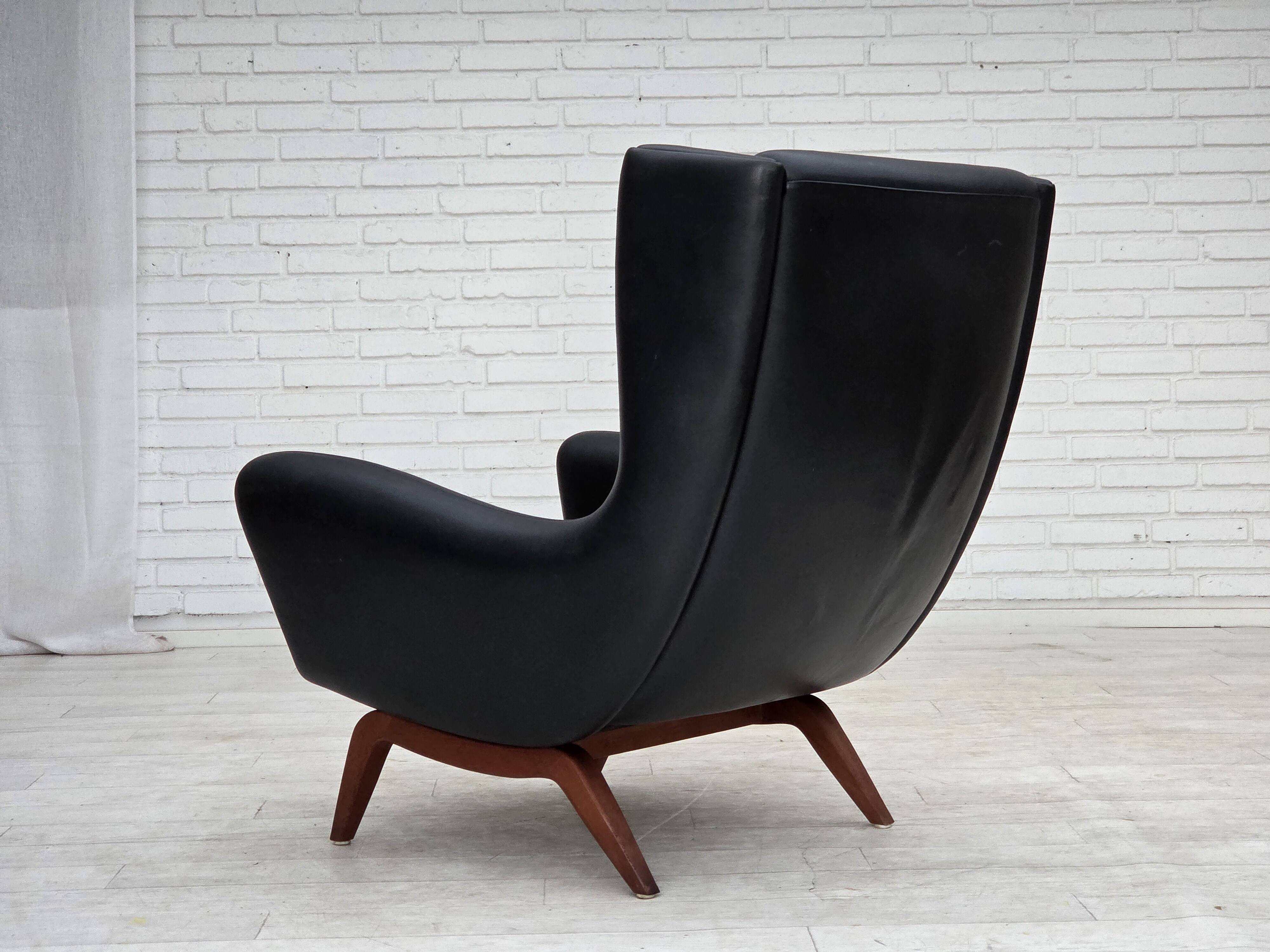 1960s, Danish design by Illum Wikkelsø, armchair, model 110, leather, teak.