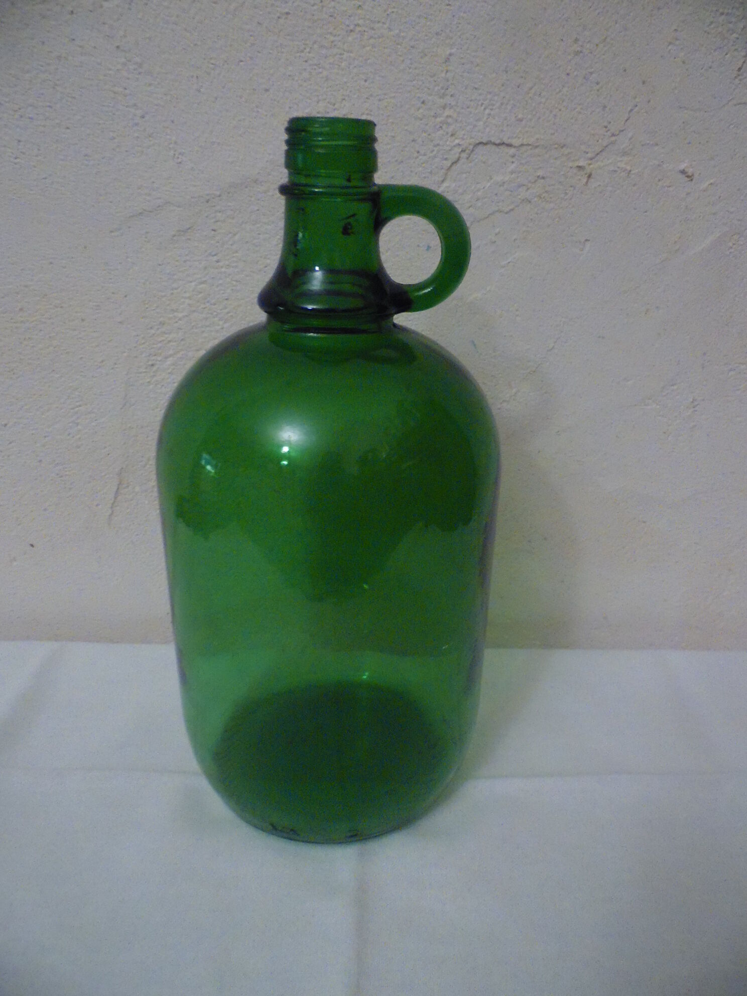 Cylinder glass handle a transparent color dark green