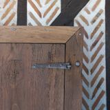 Armoire de montagne primitive