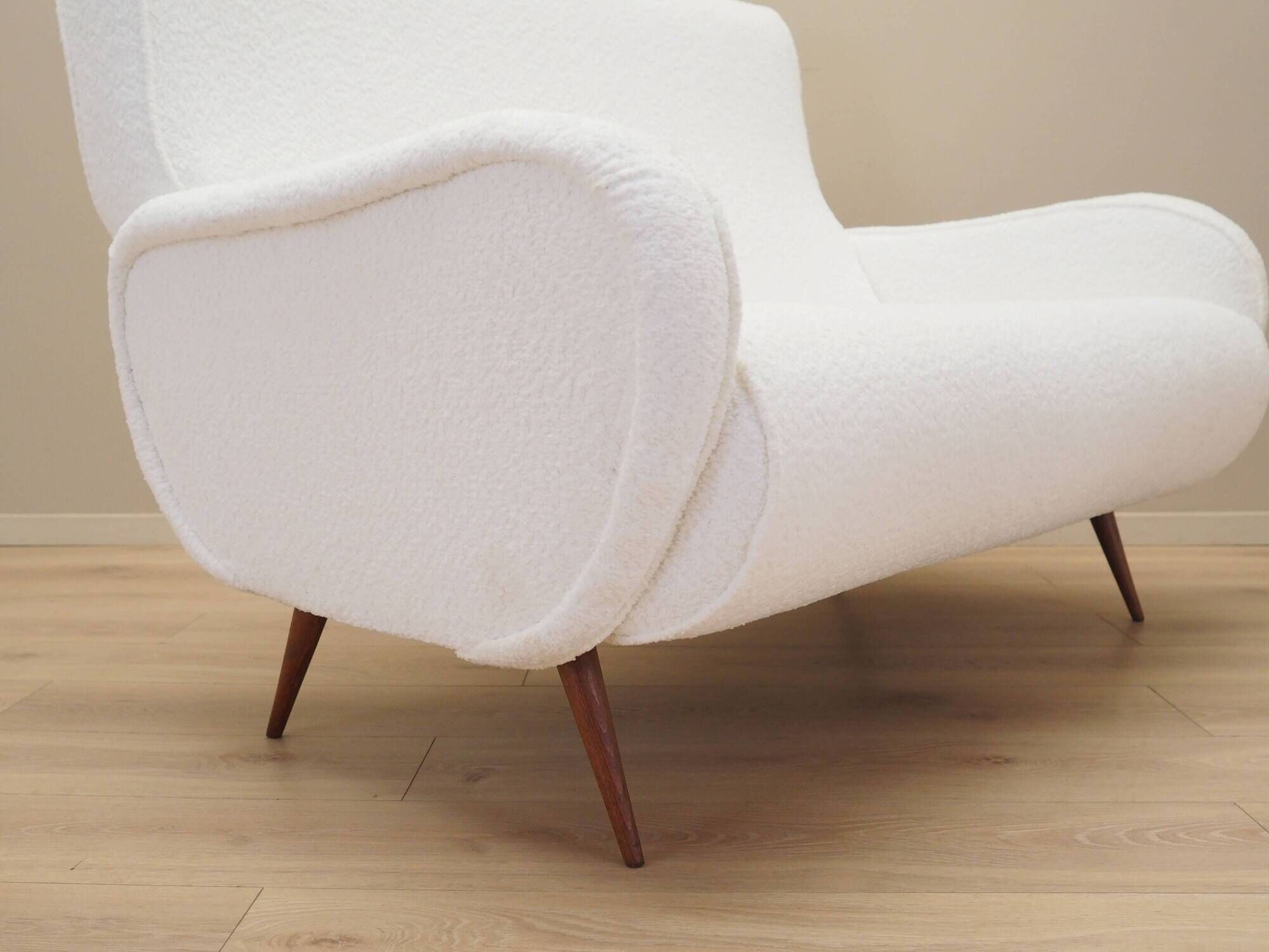White sofa, Italian design, 1970s, production: Italy