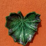 Retro leaf pocket emptier