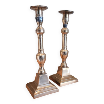 La Redoute x Selency pair of brass candle holders 14