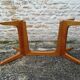 Table scandinave