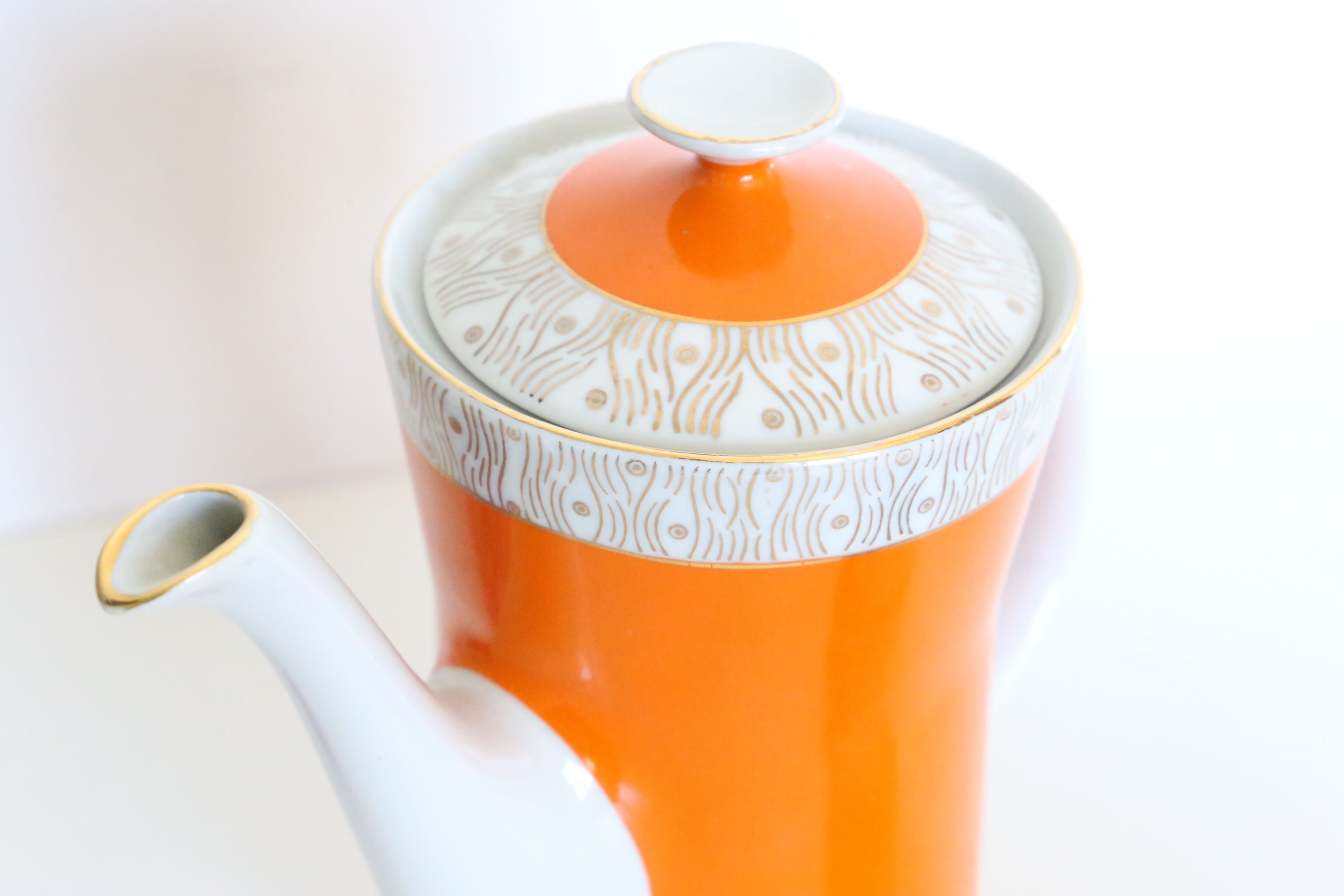 Polish porcelain coffee maker