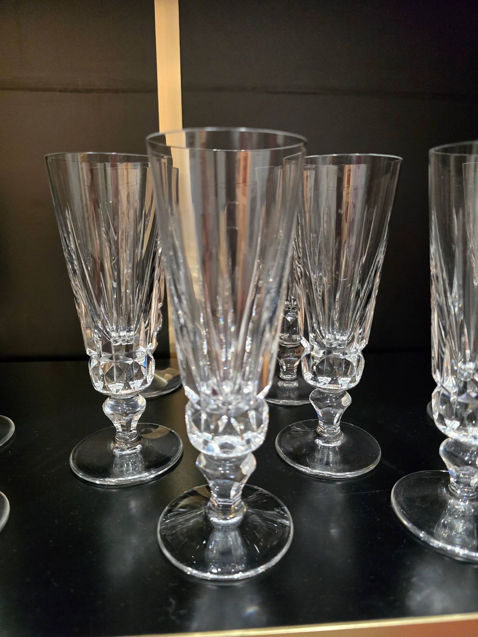 12 Saint-Louis Guernesey model champagne flutes in cut crystal
