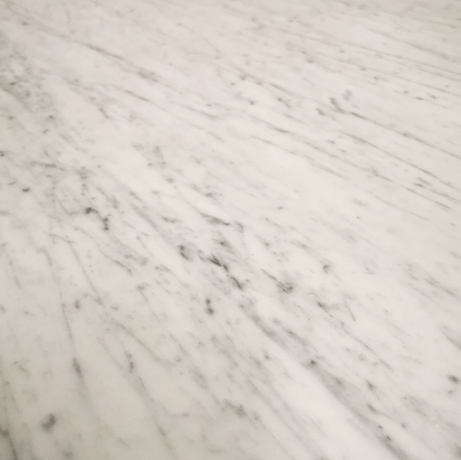 Marble round dining table, Eero Saarinen, Knoll International