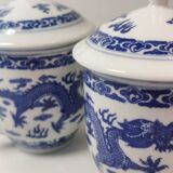 2 Tea Cups in Old Chinese Porcelain, covered cup with blue and white Double Dragon patterns