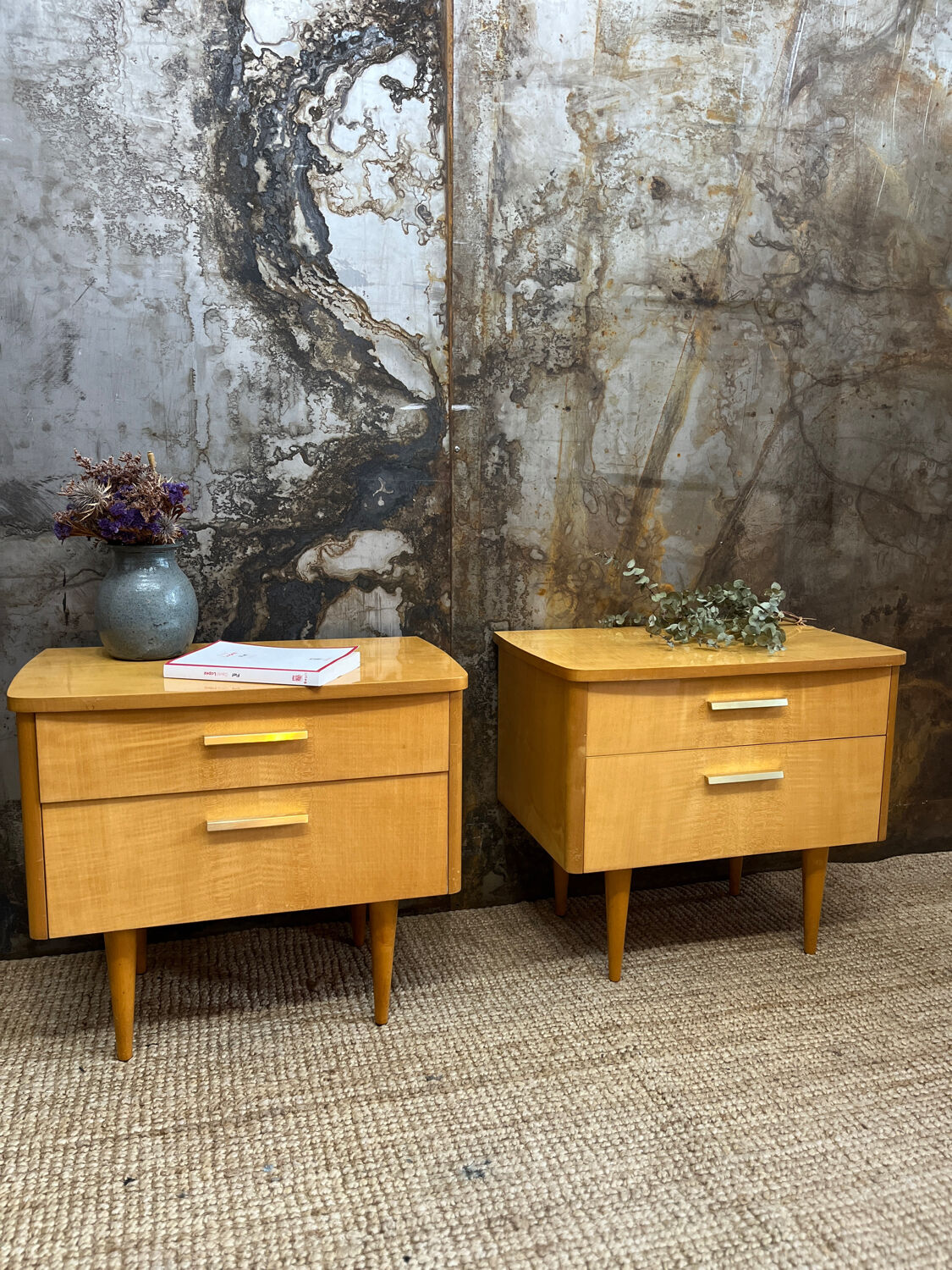 Pair of bedside feet compass